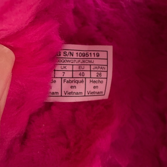 UGG Women's Fluffy Pink Slippers - Picture 2 of 7